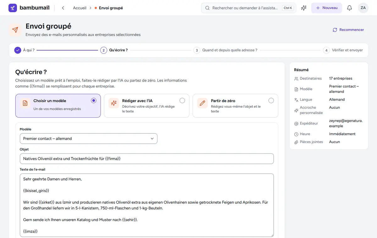 Étape de rédaction de l’écran Envoyer un e-mail : un modèle avec des champs de personnalisation et, à droite, le résumé de l’envoi.